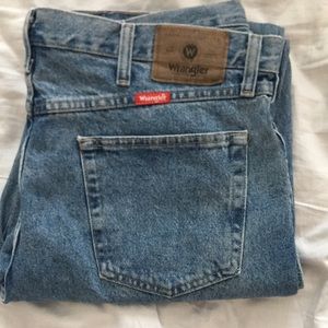 Wrangler Five Star jeans in light blue, W36 L34.